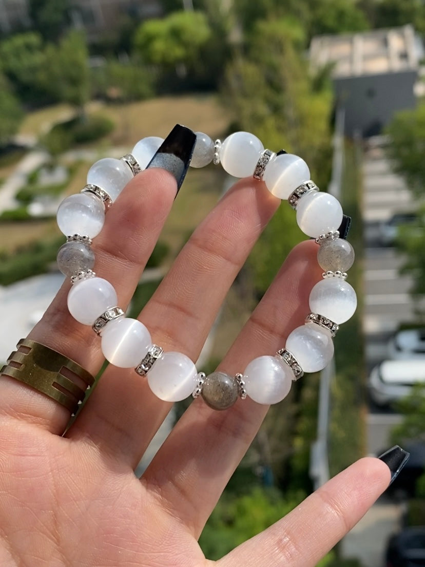 Radiant Harmony Bracelet: Selenite & Grey Moonstone